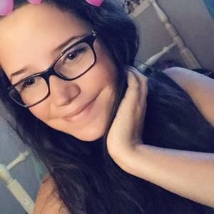 Meet your Posher, Abigail